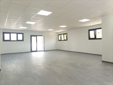 Local comercial en alquiler en Avenida Marensotrum 15