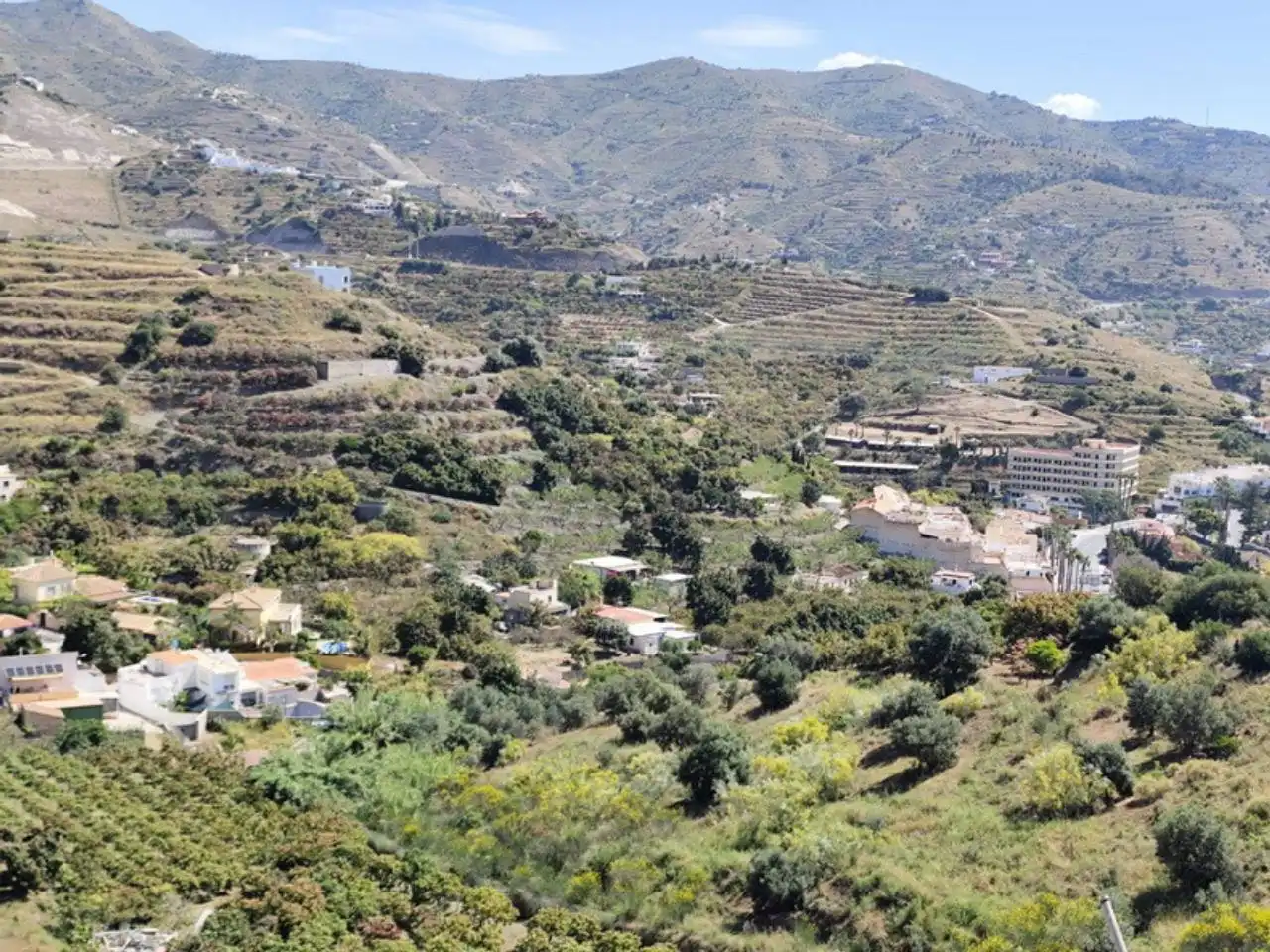 Vista exterior de Casa adosada en venta en Almuñécar con Aire acondicionado, Terraza y Amueblado