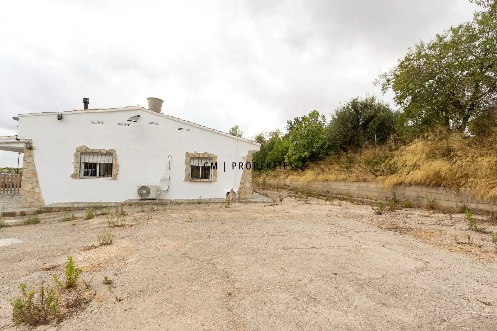Houses for sale in Chiva  with Air Conditioner, Heating and Terrace