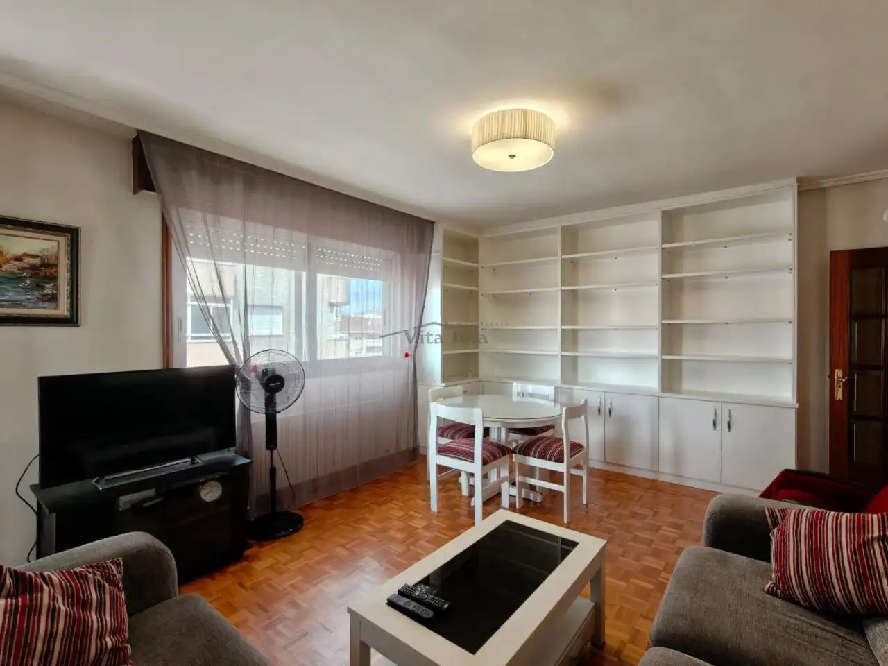Living room of Flat for rent in Ourense Capital   with Heating, Parquet flooring and Furnished