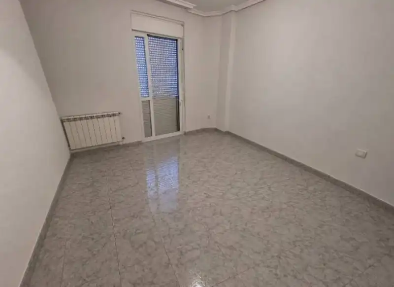 Chalet con terraza en venta en Miralvalle - Av. Virgen del Puerto - La Data, imagen 6