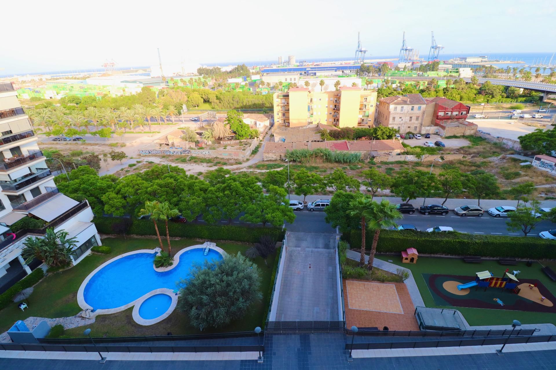 Swimming pool of Attic for sale in Alicante / Alacant  with Air Conditioner, Heating and Private garden