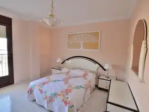 Habitación de Piso de alquiler en Ronda con Amueblado
