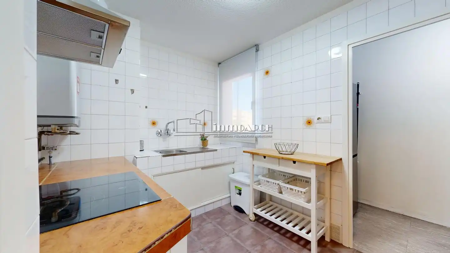 Cocina de Piso de alquiler en A Coruña Capital  con Calefacción y Amueblado