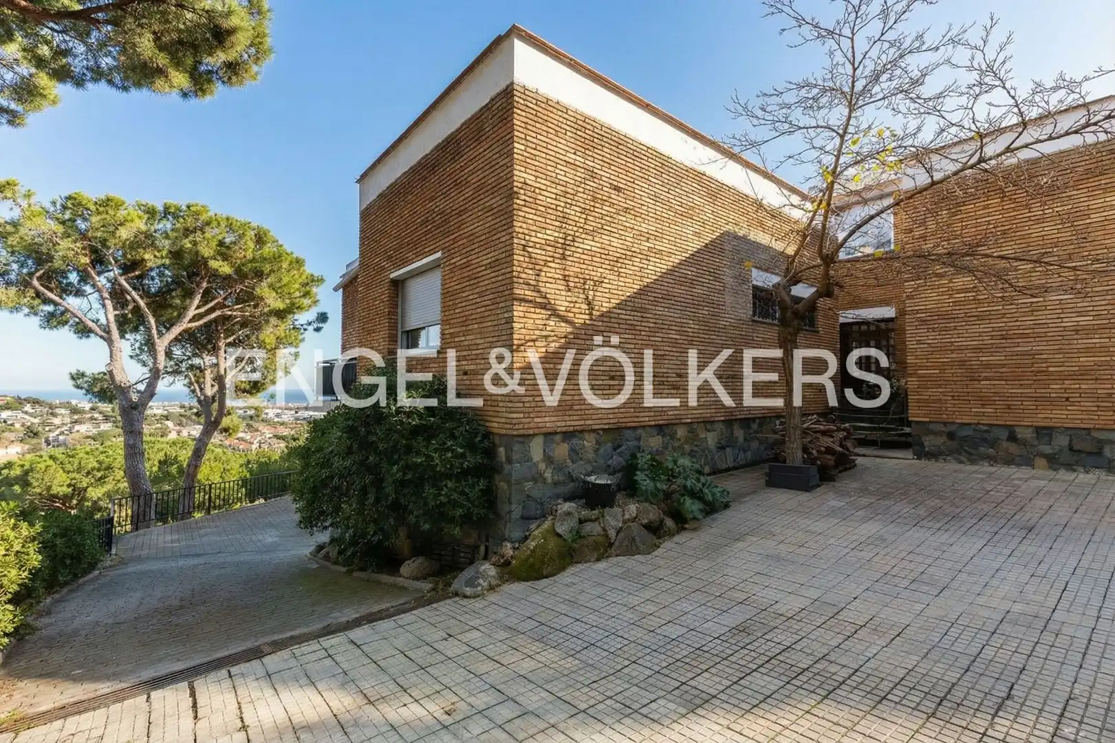Vista exterior de Casa o chalet en venta en Premià de Dalt con Aire acondicionado, Calefacción y Jardín privado