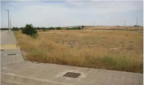 Residential land for sale in Plaza España