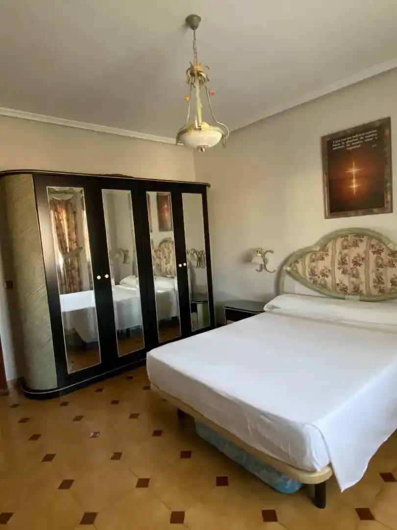 Dormitori de Casa o xalet en venda en Mondéjar