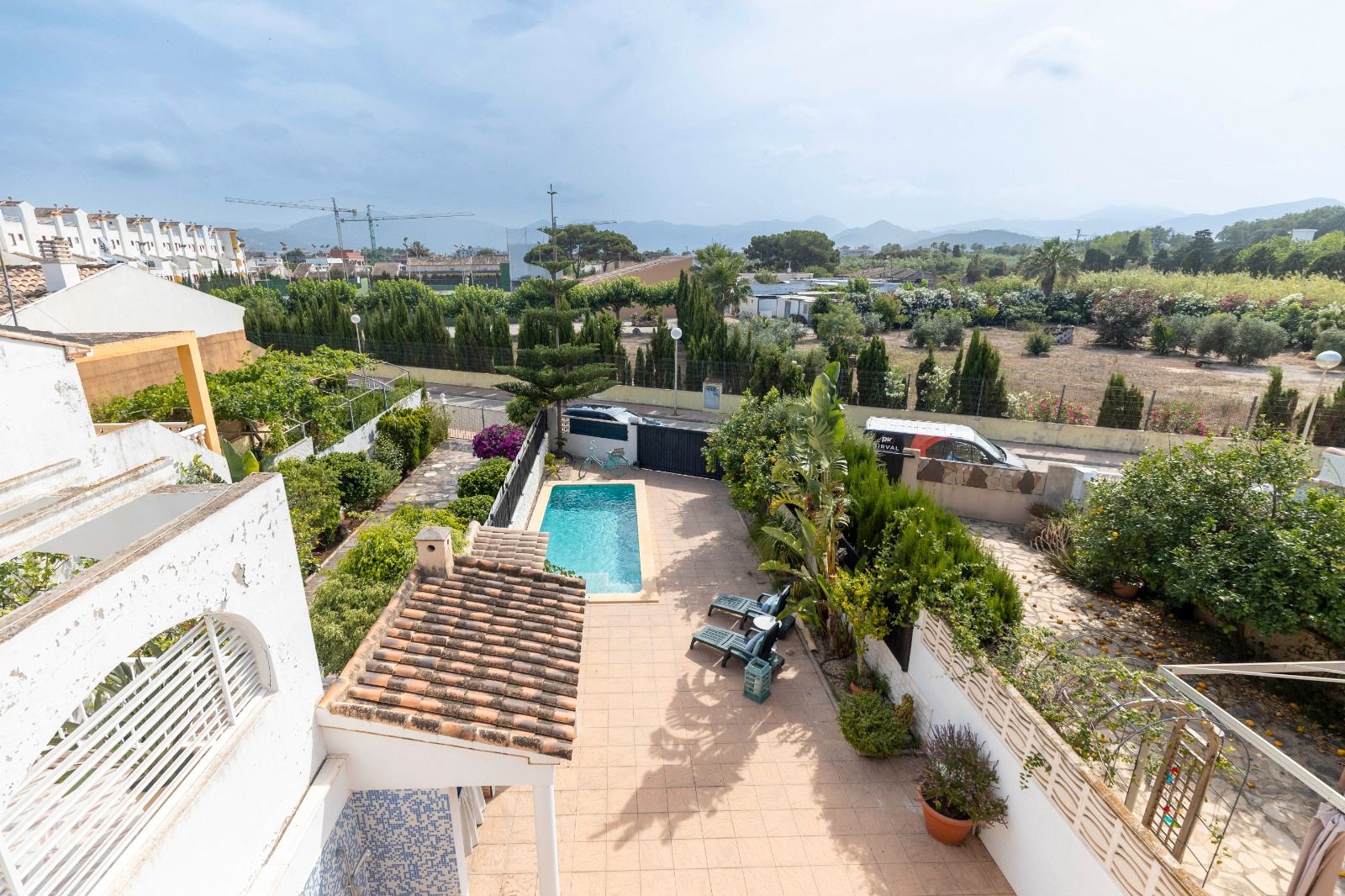 Exterior view of House or chalet for sale in Oliva  with Air Conditioner, Heating and Private garden