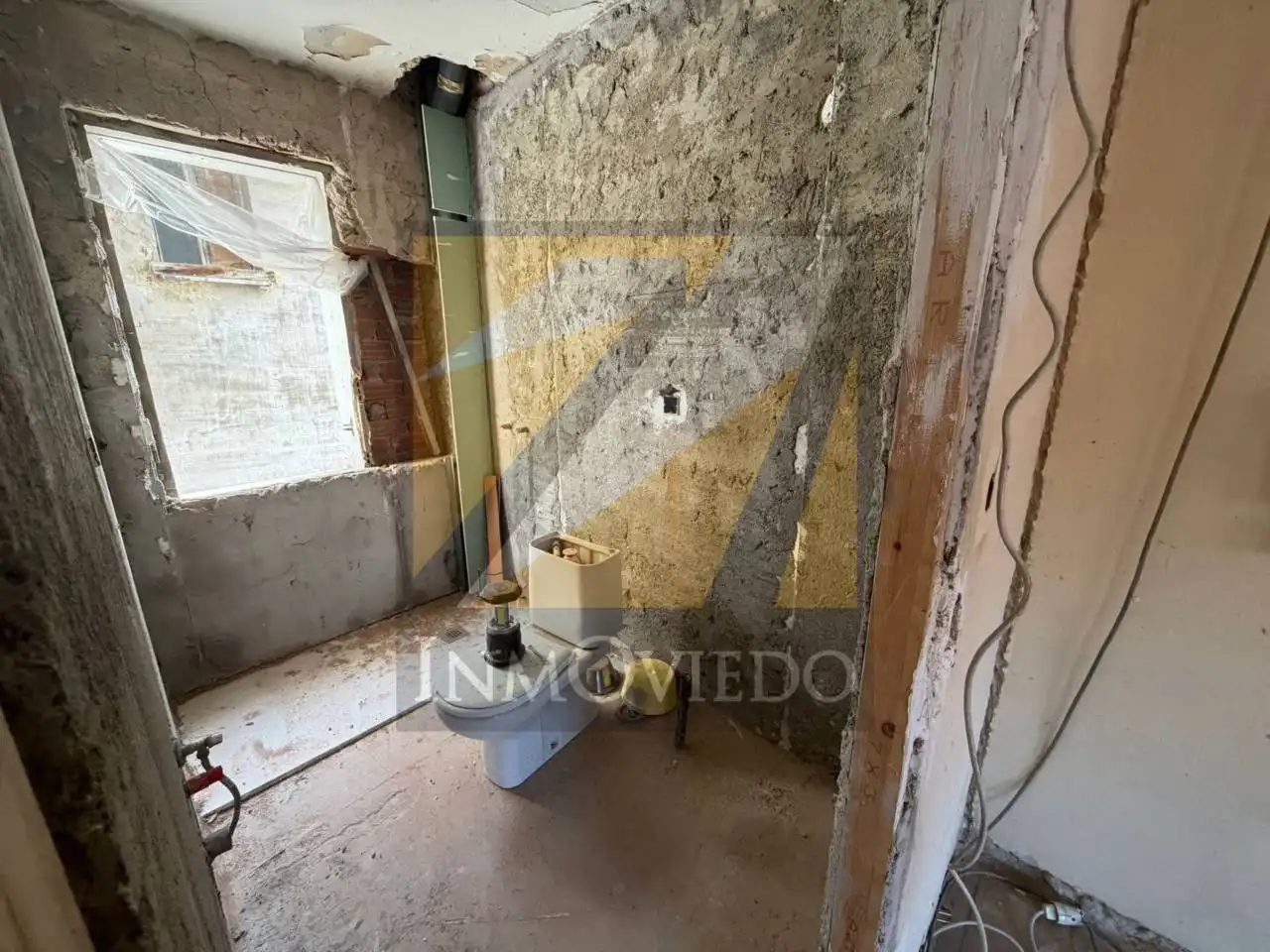 Flat for sale in Oviedo   with Heating