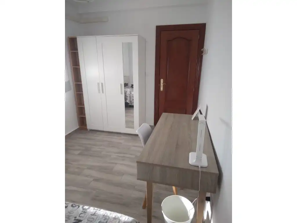 Flat with lift to rent in Calle Luz Casanova, imagen 21