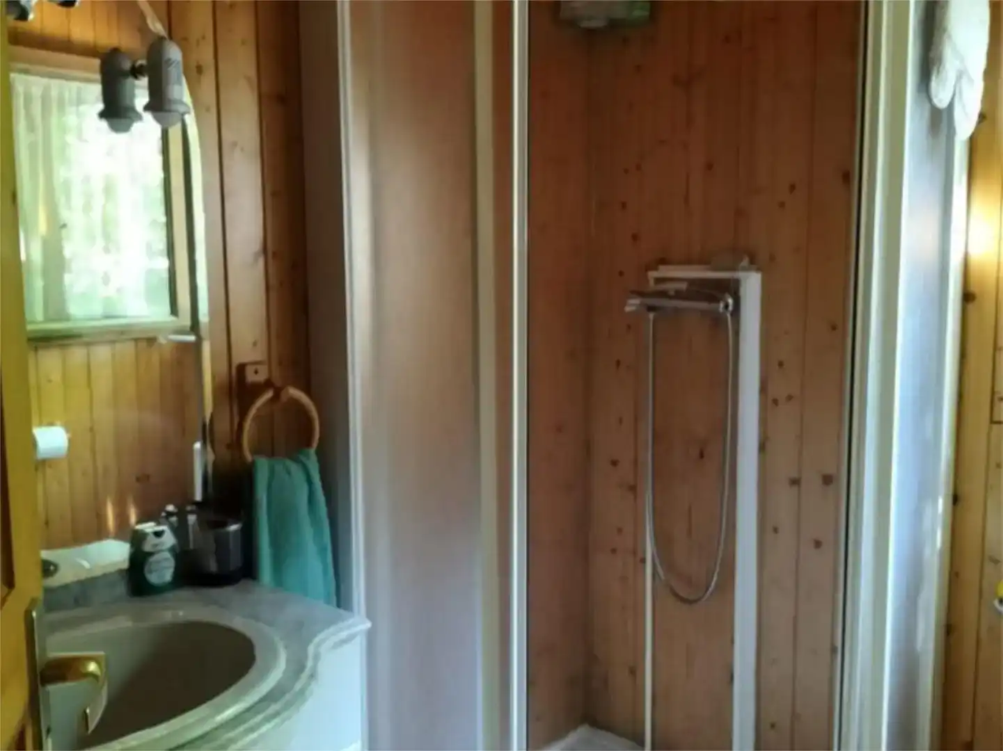 Badezimmer von Wohnung zum Verkauf in Mombeltrán