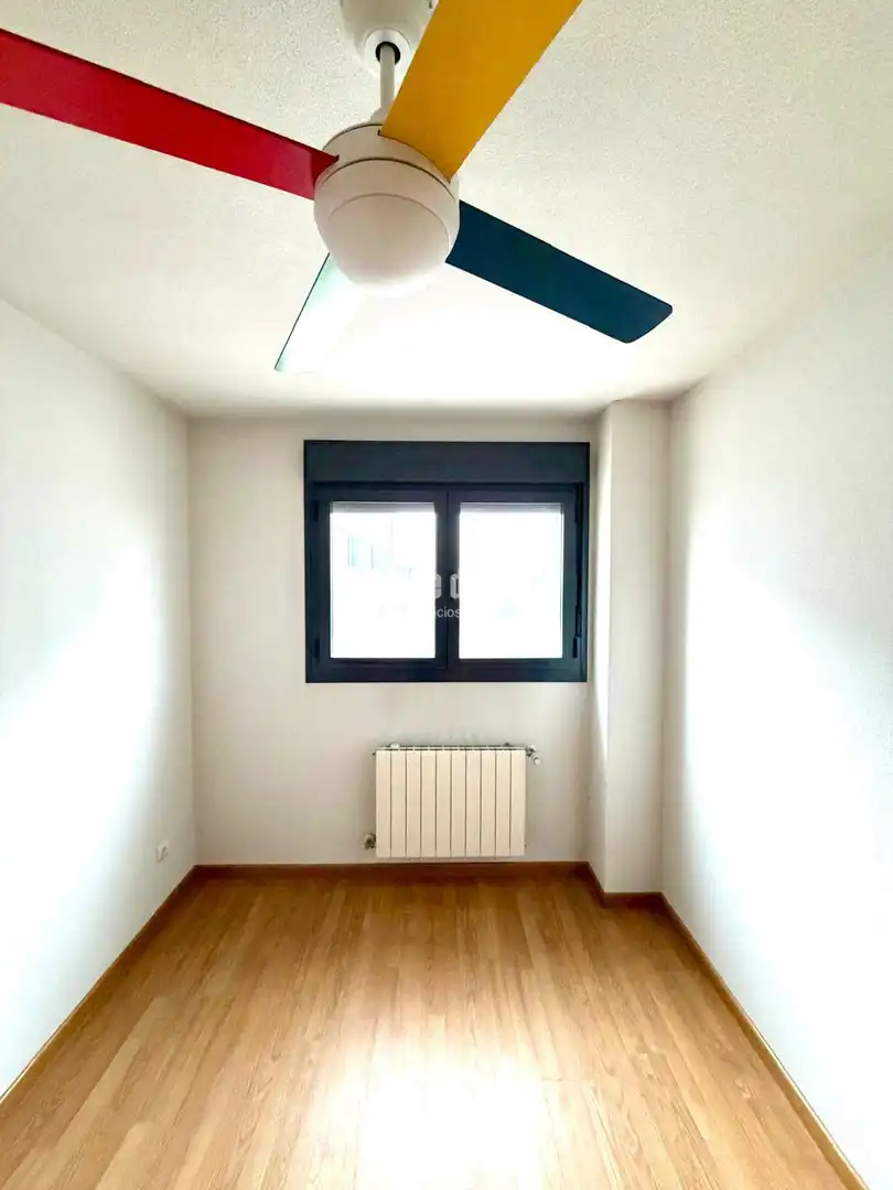 Bedroom of Flat for sale in Villa de Vallecas