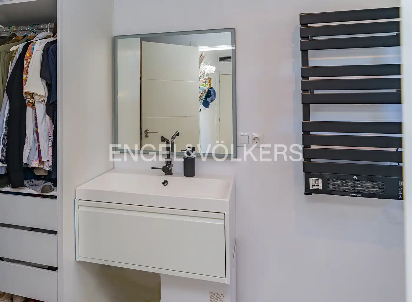 Bathroom of Houses for sale in Pueblo Acantilado - Lanuza