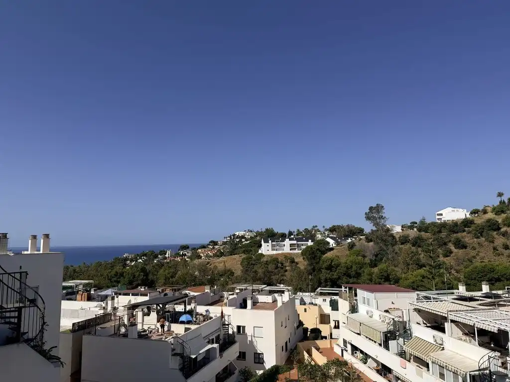 Vista exterior de Apartamento en venta en Benalmádena con Aire acondicionado, Terraza y Trastero