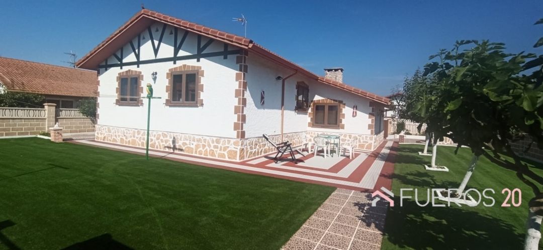 Jardí de Casa o xalet en venda en Medina de Pomar amb Calefacció, Jardí privat i Terrassa