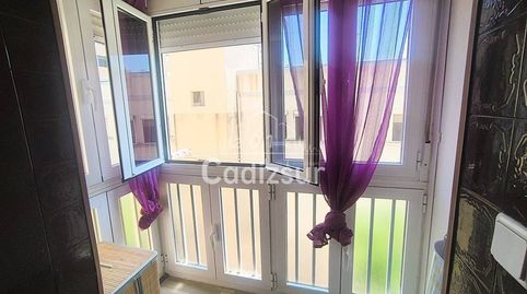 Photo 3 of Flat for rent in Calle Tanguillos, Paseo Marítimo - San José - La Laguna, Cádiz Capital