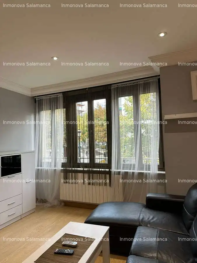 Bedroom of Flat for rent in Salamanca  with Heating and Furnished