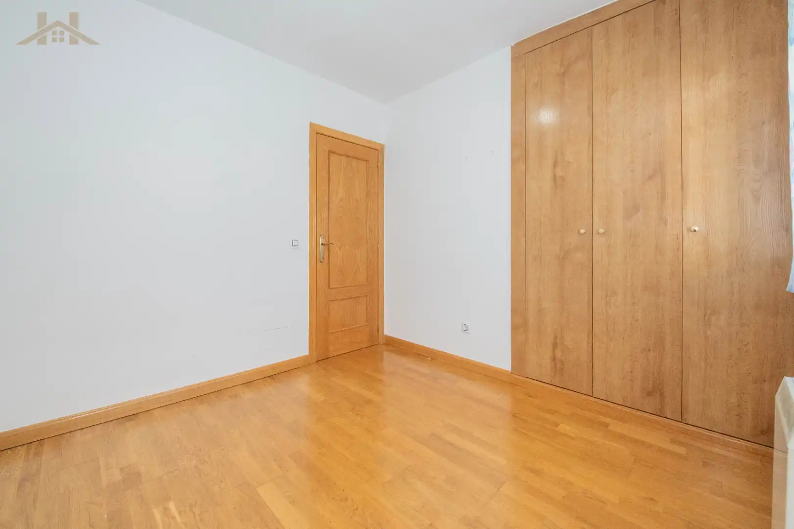 Bedroom of Attic for sale in Mejorada del Campo  with Heating, Parquet flooring and Terrace