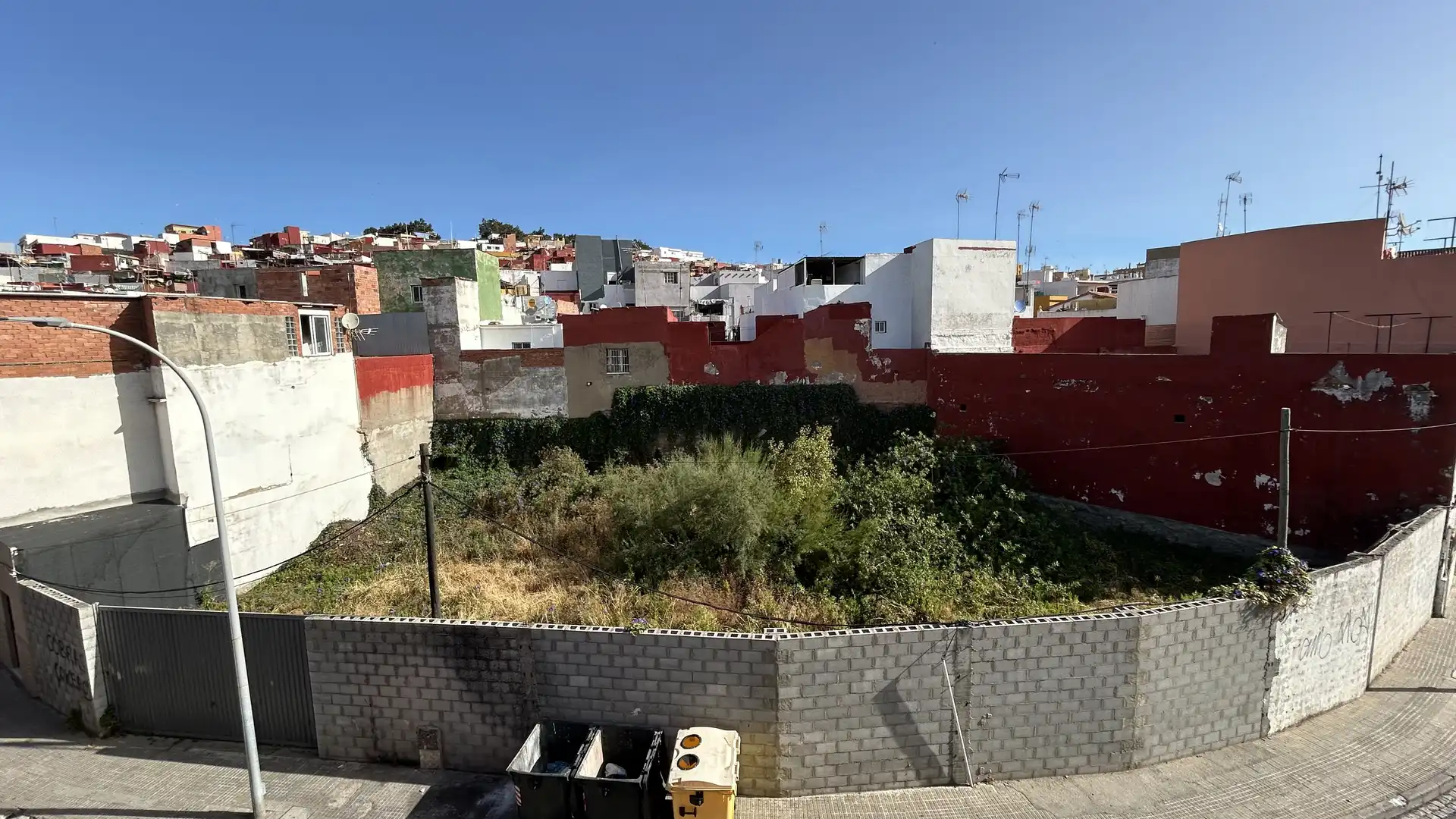 Vista exterior de Residencial en venta en Algeciras