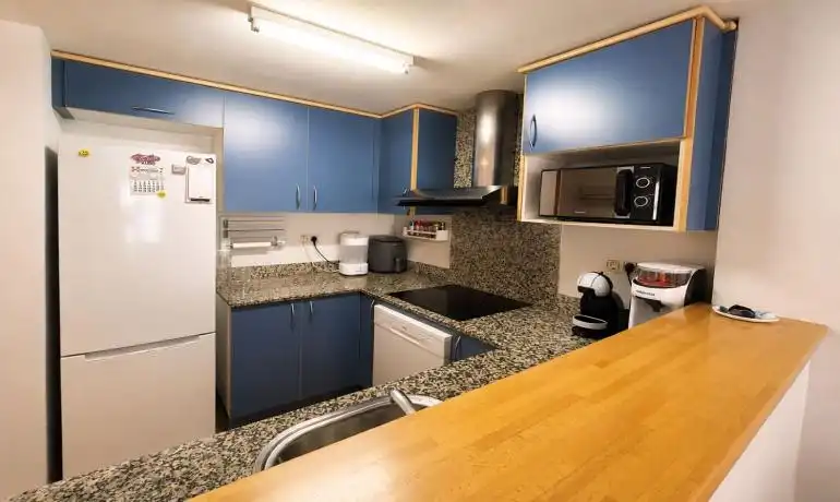 Appartement compact avec piscine à vendre à Avinguda Port Canigó, imagen 8