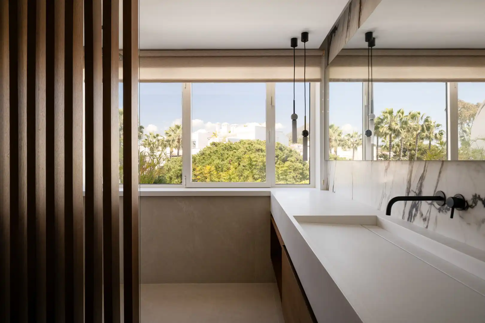Bathroom of Attic for sale in Marbella  with Air Conditioner, Heating and Terrace
