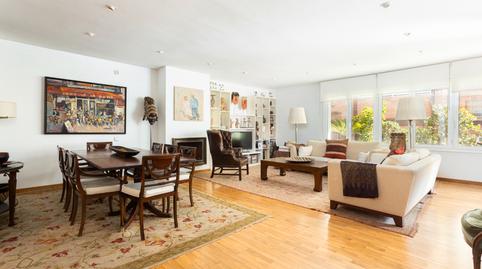 Foto 2 de Piso en venta en Carrer de Calatrava, Les Tres Torres,  Barcelona Capital