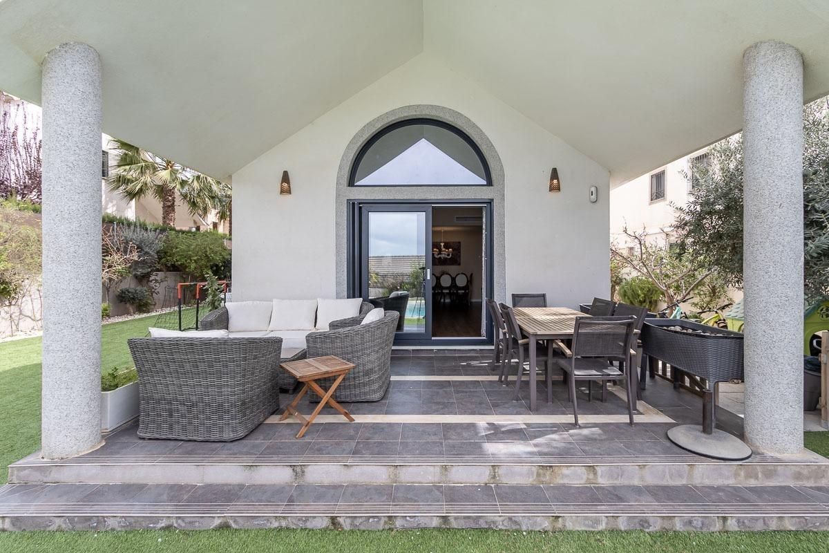 Terrace of House or chalet for sale in Dílar
