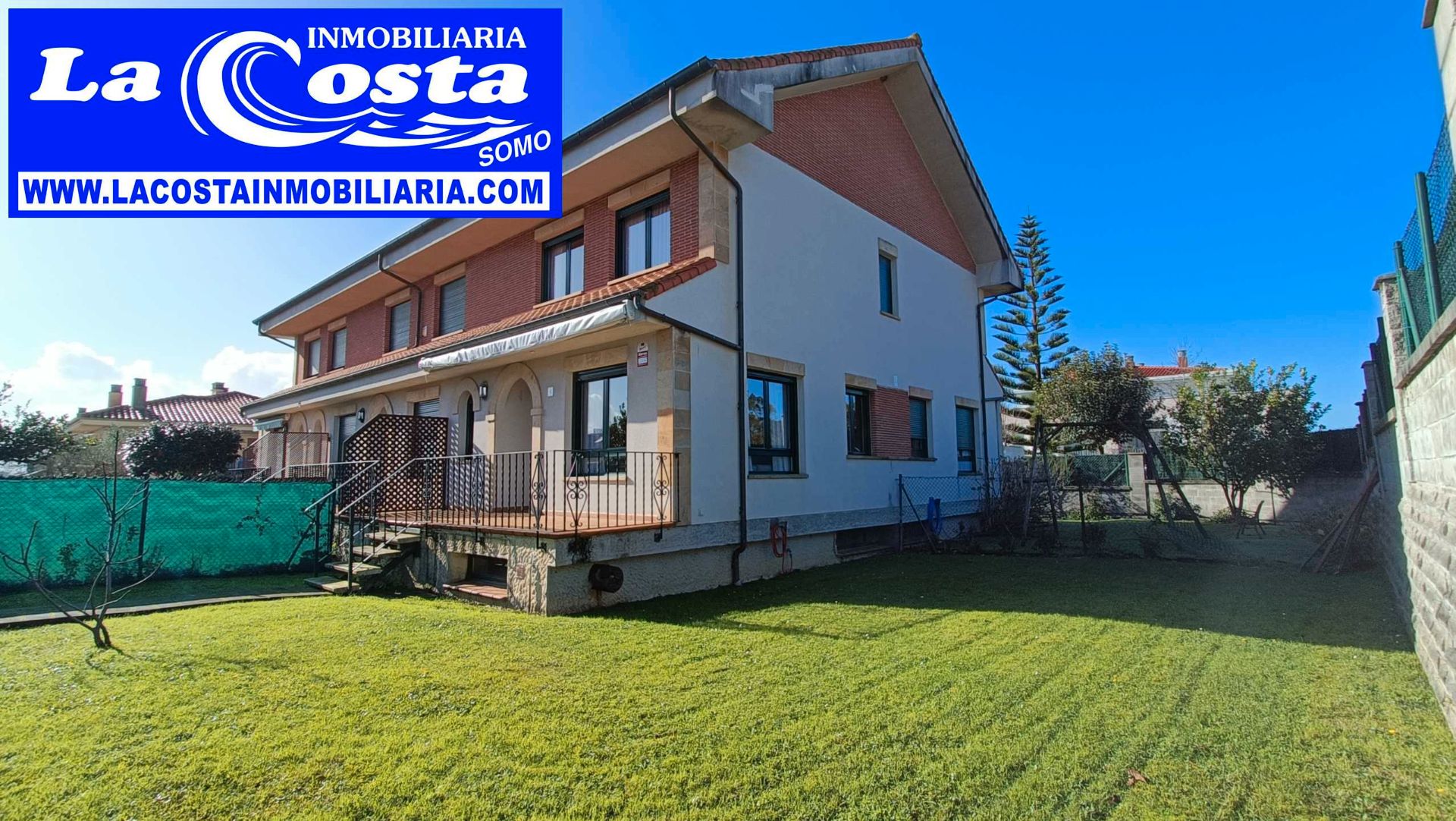 Vista exterior de Casa adosada en venda en Ribamontán al Mar amb Calefacció, Jardí privat i Terrassa