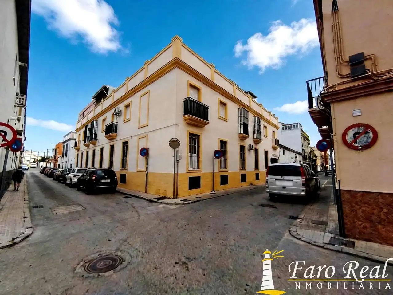 Außenansicht von Erdgeschoss zum Verkauf in Sanlúcar de Barrameda