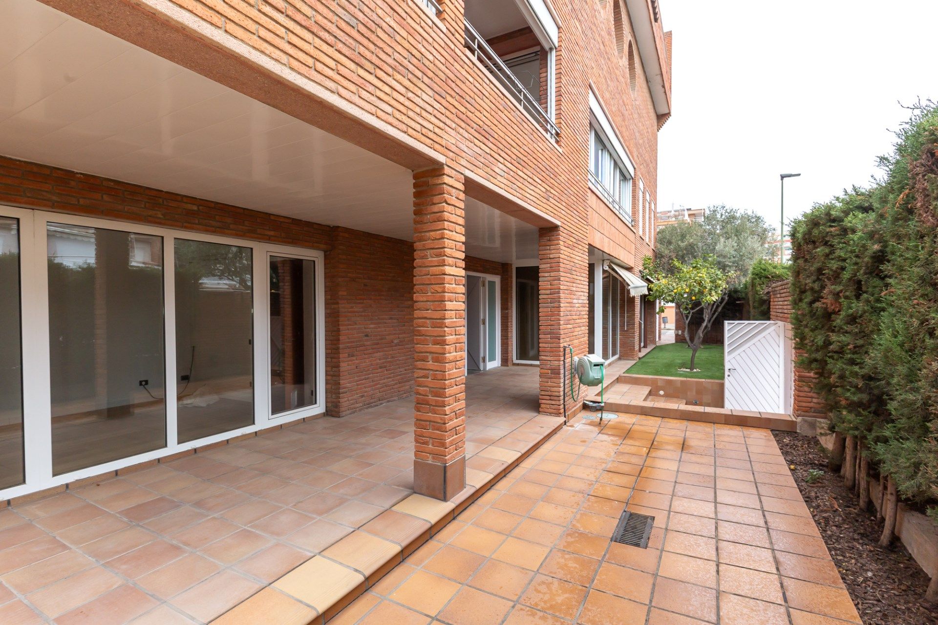 Terrassa de Casa o xalet en venda en Esplugues de Llobregat amb Aire condicionat, Calefacció i Terrassa