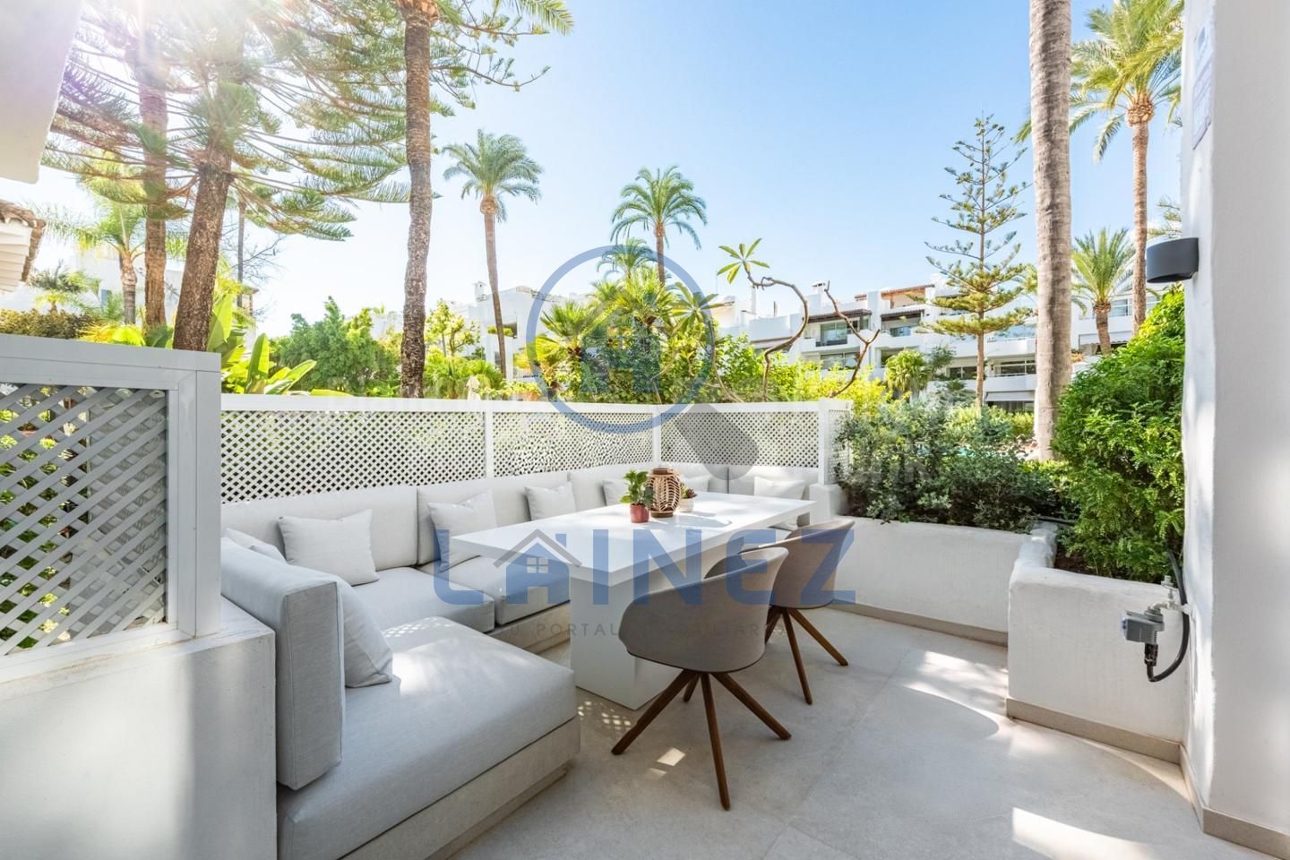 Terrassa de Apartament en venda en Marbella amb Aire condicionat, Terrassa i Moblat