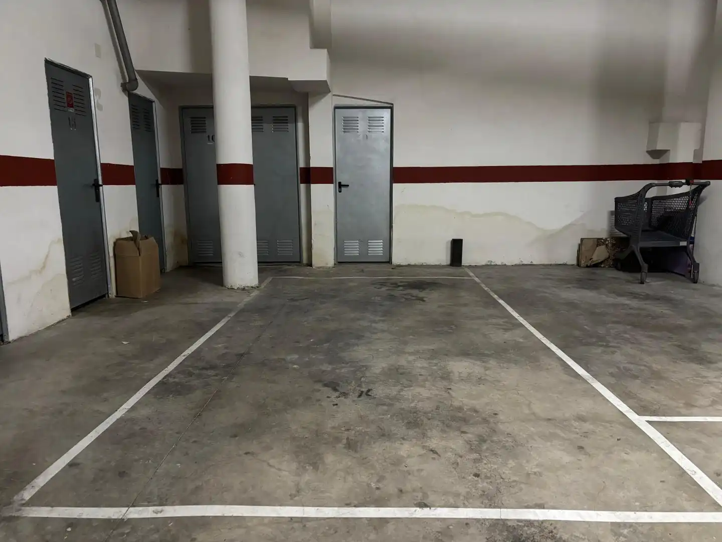 Parking of Commercial properties for sale in Palmera