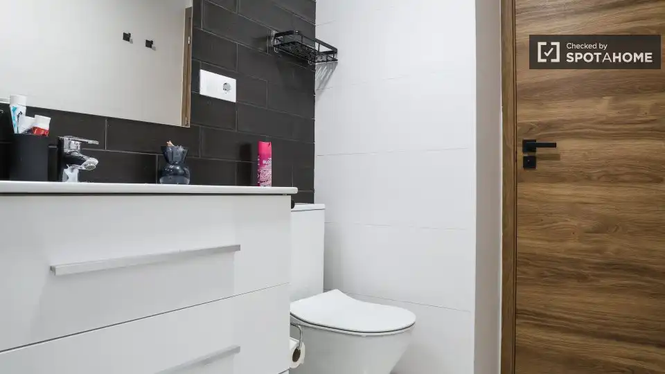 Room in Lucero