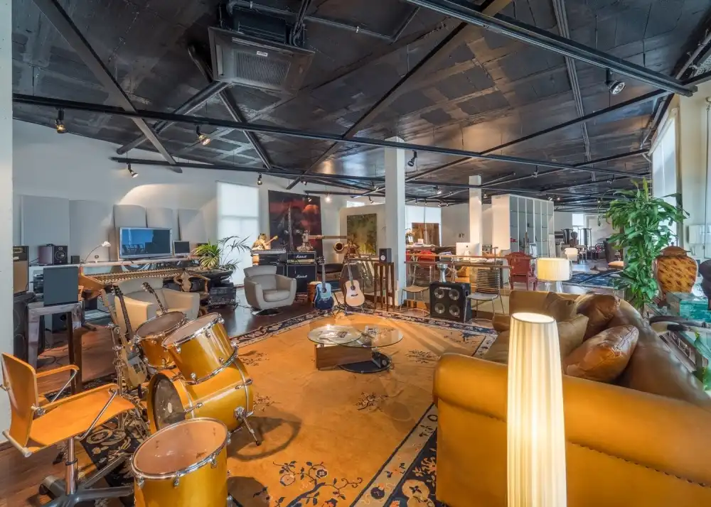 Sala d'estar de Nau industrial en venda en  Palma de Mallorca amb Alarma