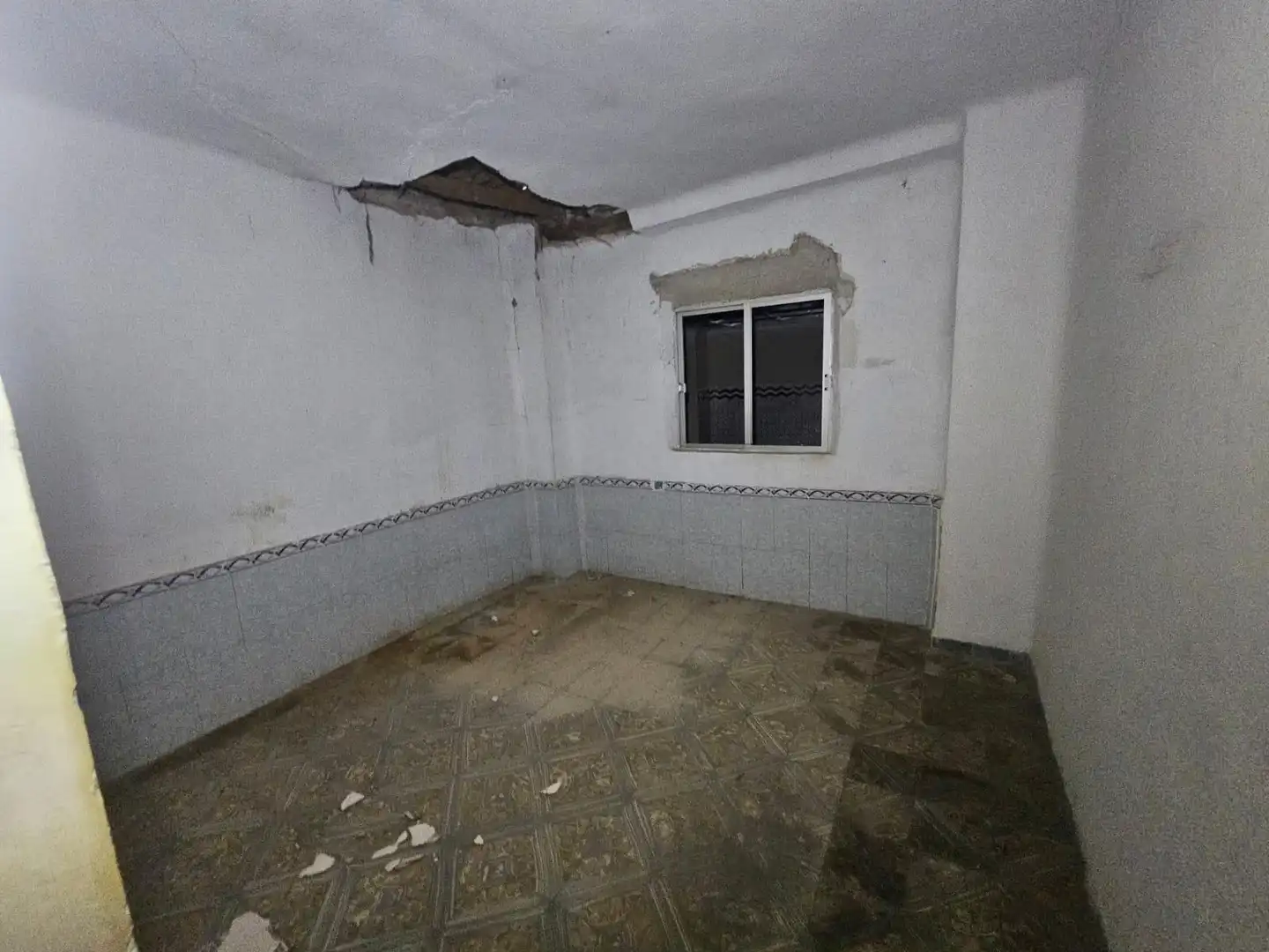 Einfamilien-Reihenhaus zum Verkauf in Molina de Segura mit Balkon und Alarm