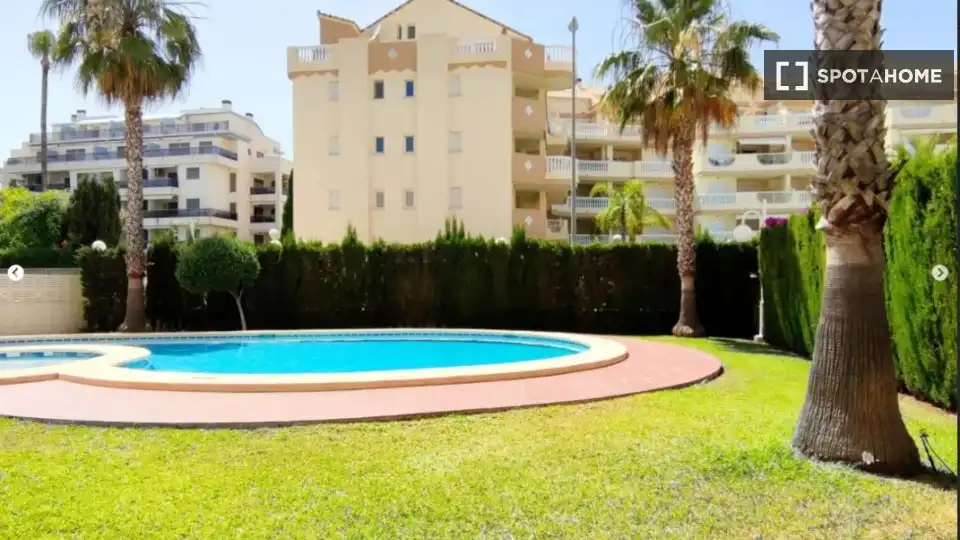Swimming pool of Apartments for share in Dénia  with Air Conditioner, Heating and Terrace