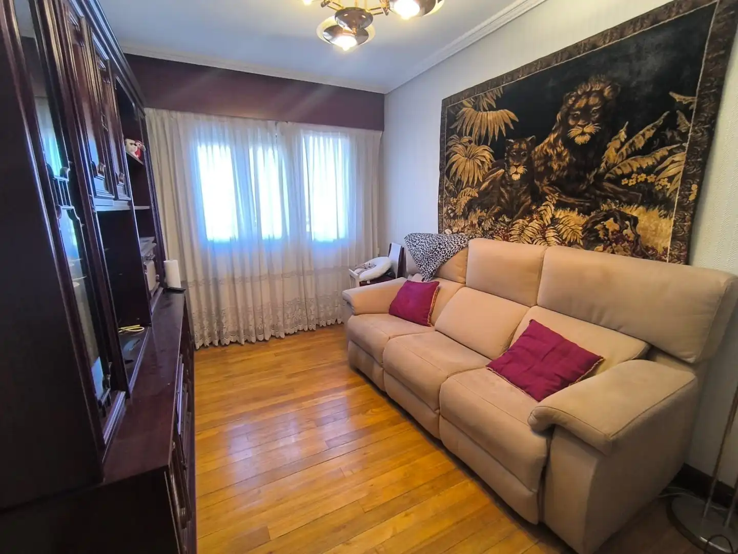 Sala de estar de Piso en venta en Bilbao  con Calefacción, Parquet y Amueblado
