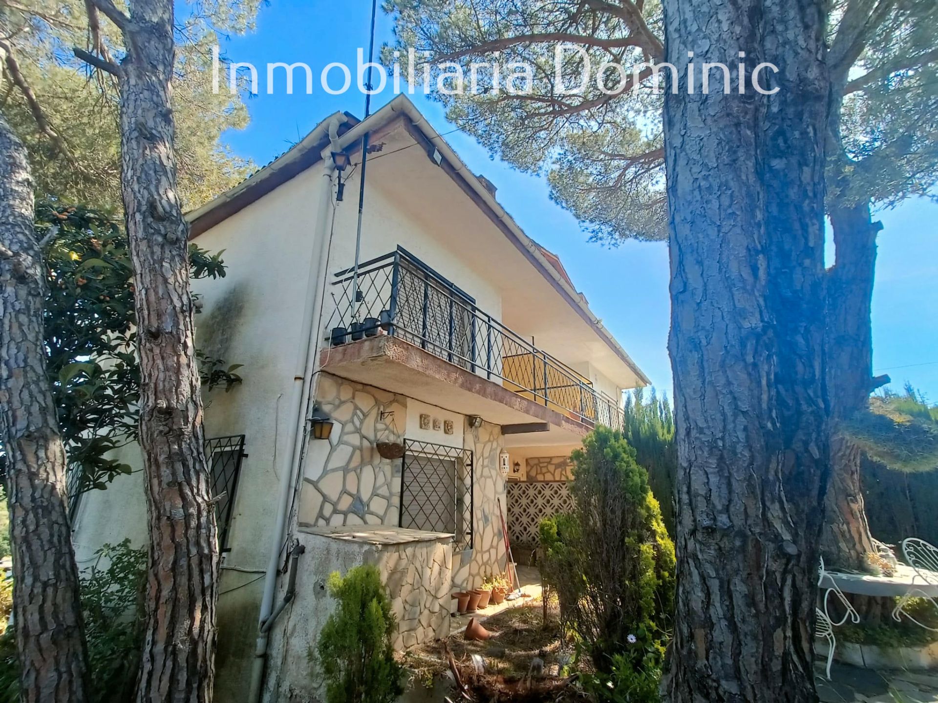 Vista exterior de Casa adosada en venda en Maçanet de la Selva amb Calefacció, Jardí privat i Terrassa