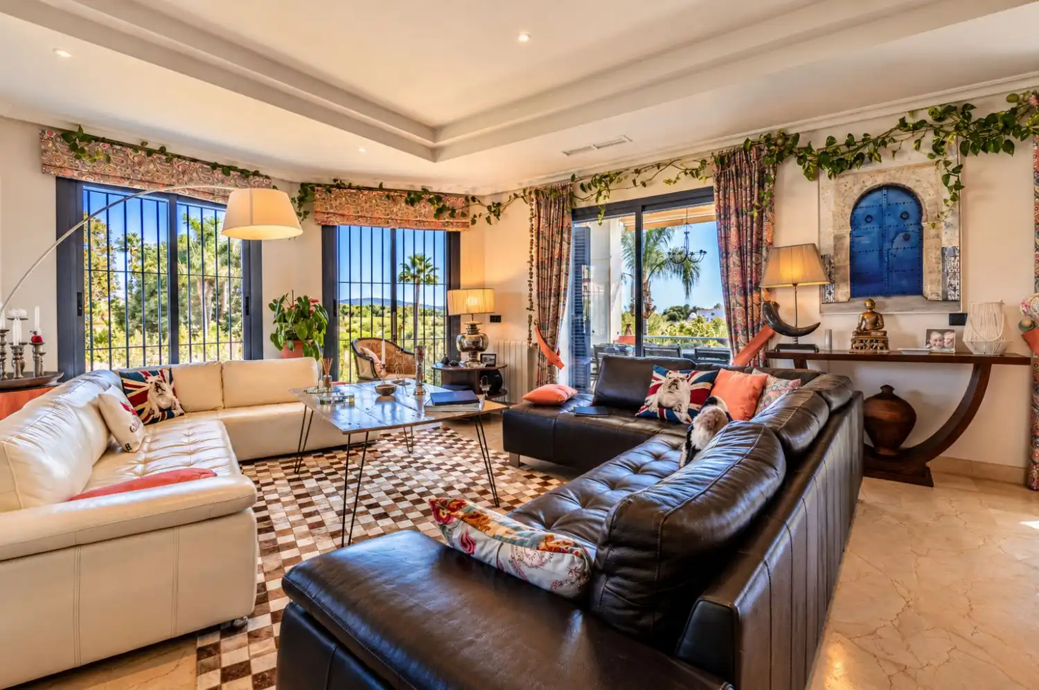 Living room of Houses for sale in Sotogrande Costa