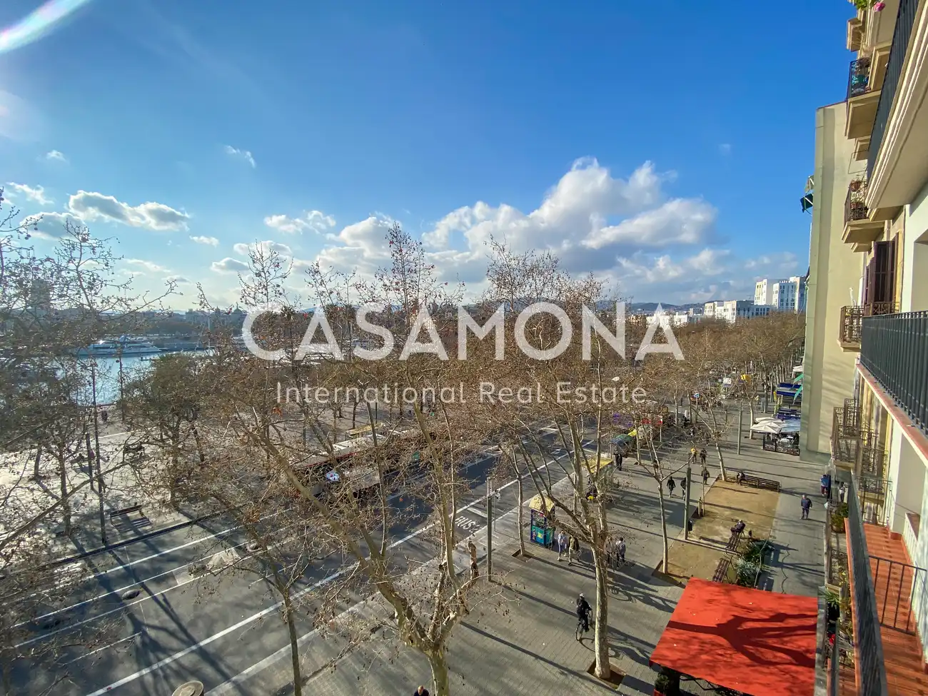 Außenansicht von Wohnungen zur Miete in Barcelona mit Klimaanlage, Terrasse und Möbliert