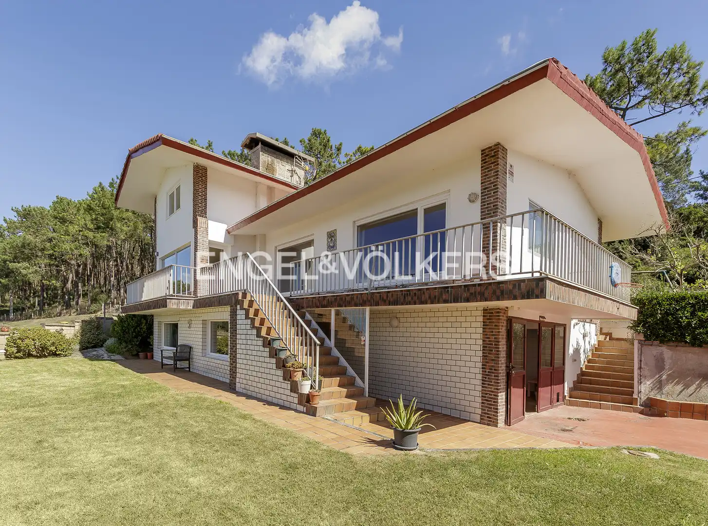 Exterior view of Houses for sale in Gorliz  with Heating, Private garden and Terrace