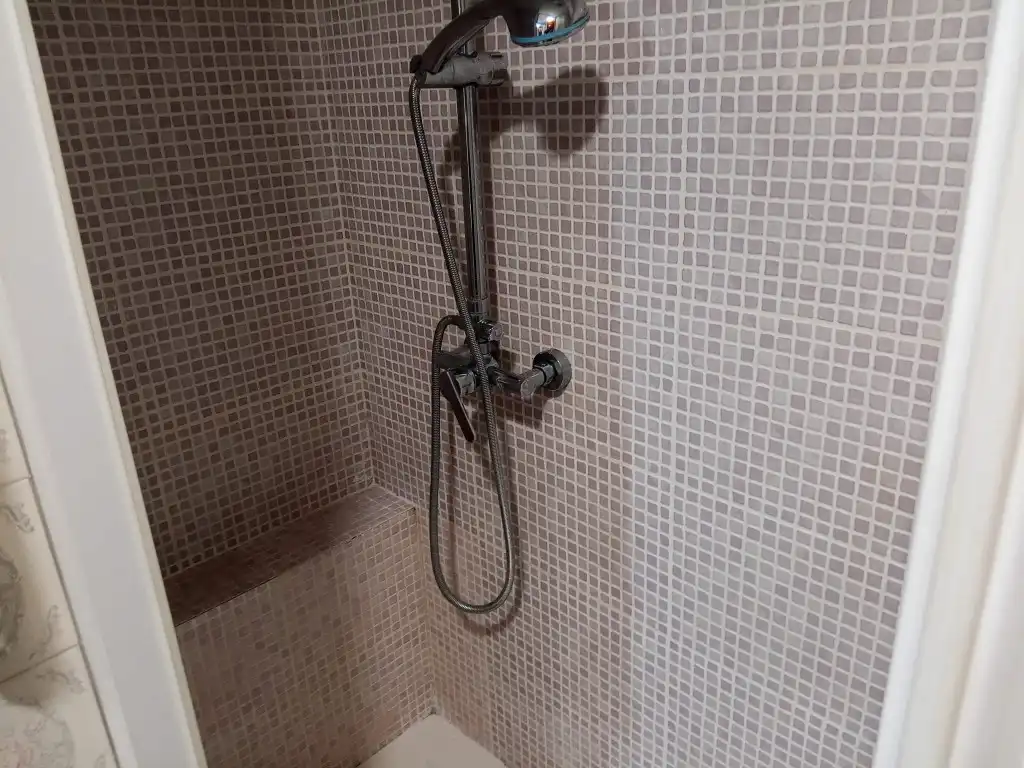 Baño de Piso en venta en Valencia con Aire acondicionado, Amueblado y Horno