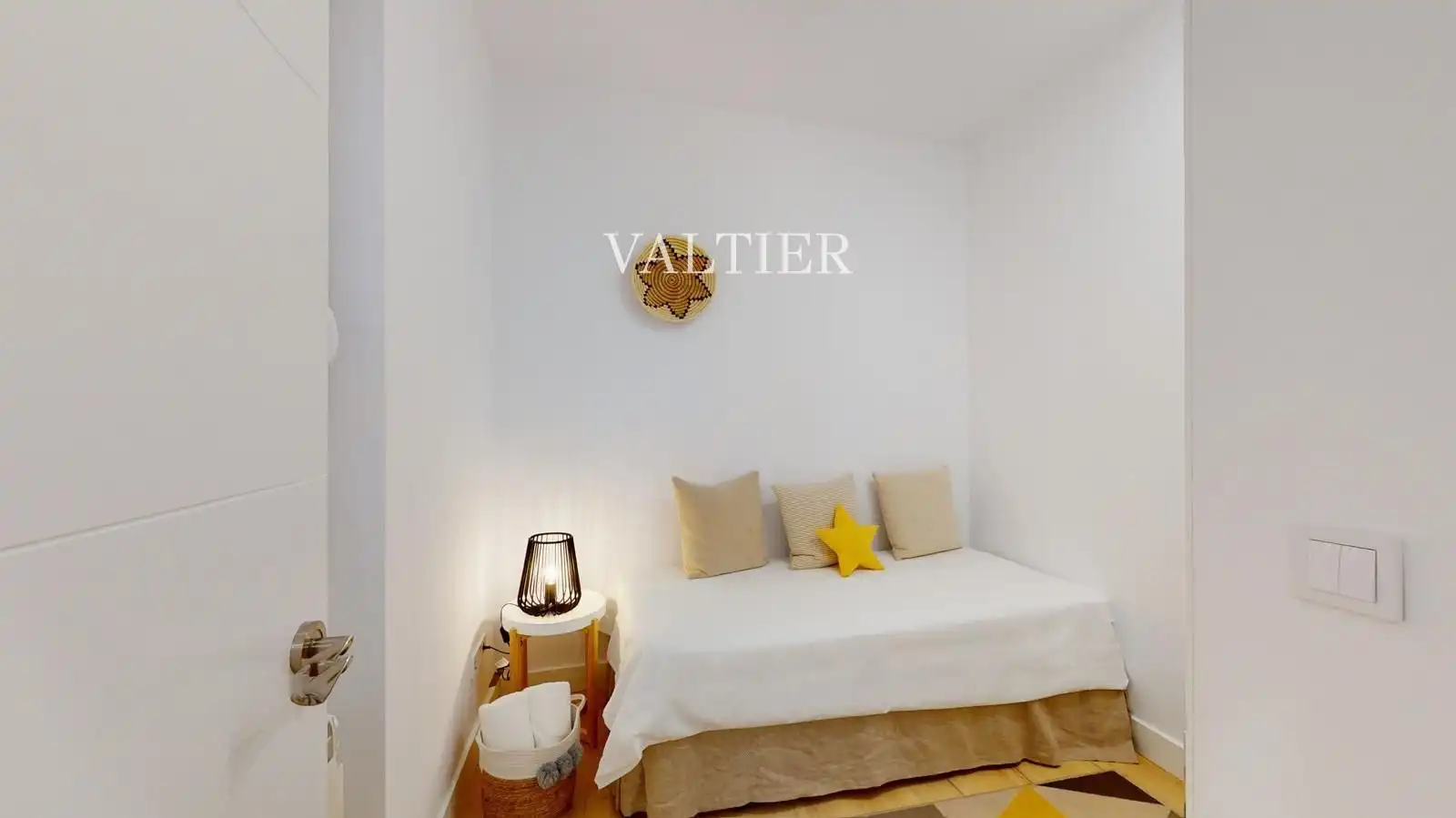 Bedroom of Flat for rent in Madrid  with Furnished