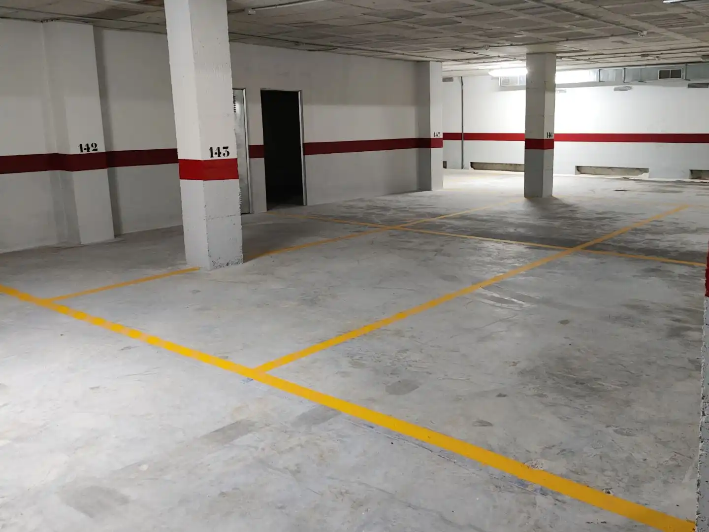 Parcheggio in affitto a Calle Austria 45