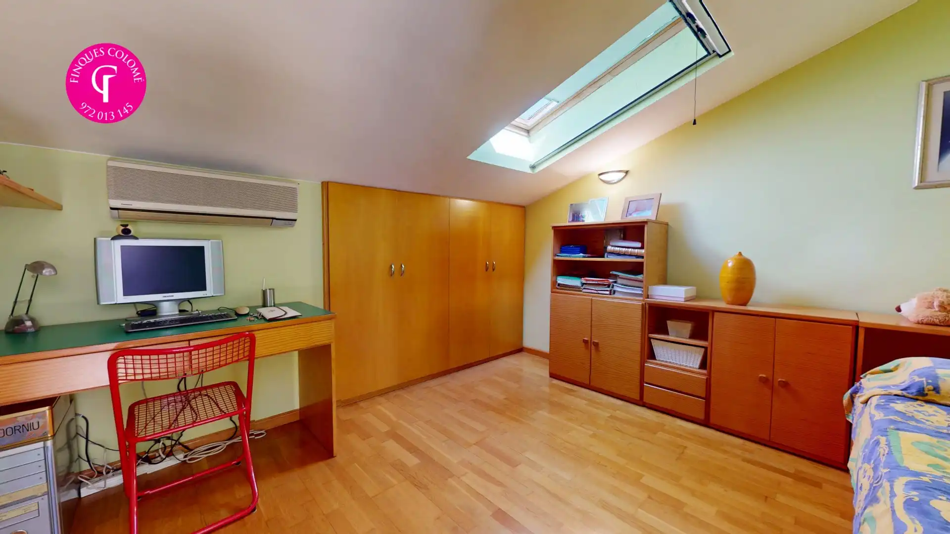 Habitación de Ático en venta en Girona con Aire acondicionado, Calefacción y Terraza