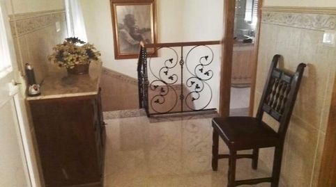Ideal dúplex en Peñarroya-Pueblonuevo con una superficie total de 140 m2. La vivienda se distribuye en dos plantas. La planta baja