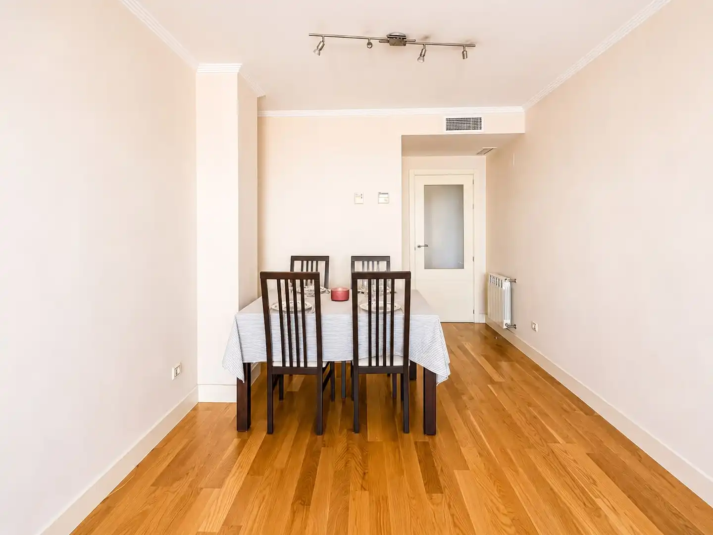 Dining room of Flat for sale in Madrid  with Air Conditioner, Private garden and Storage room