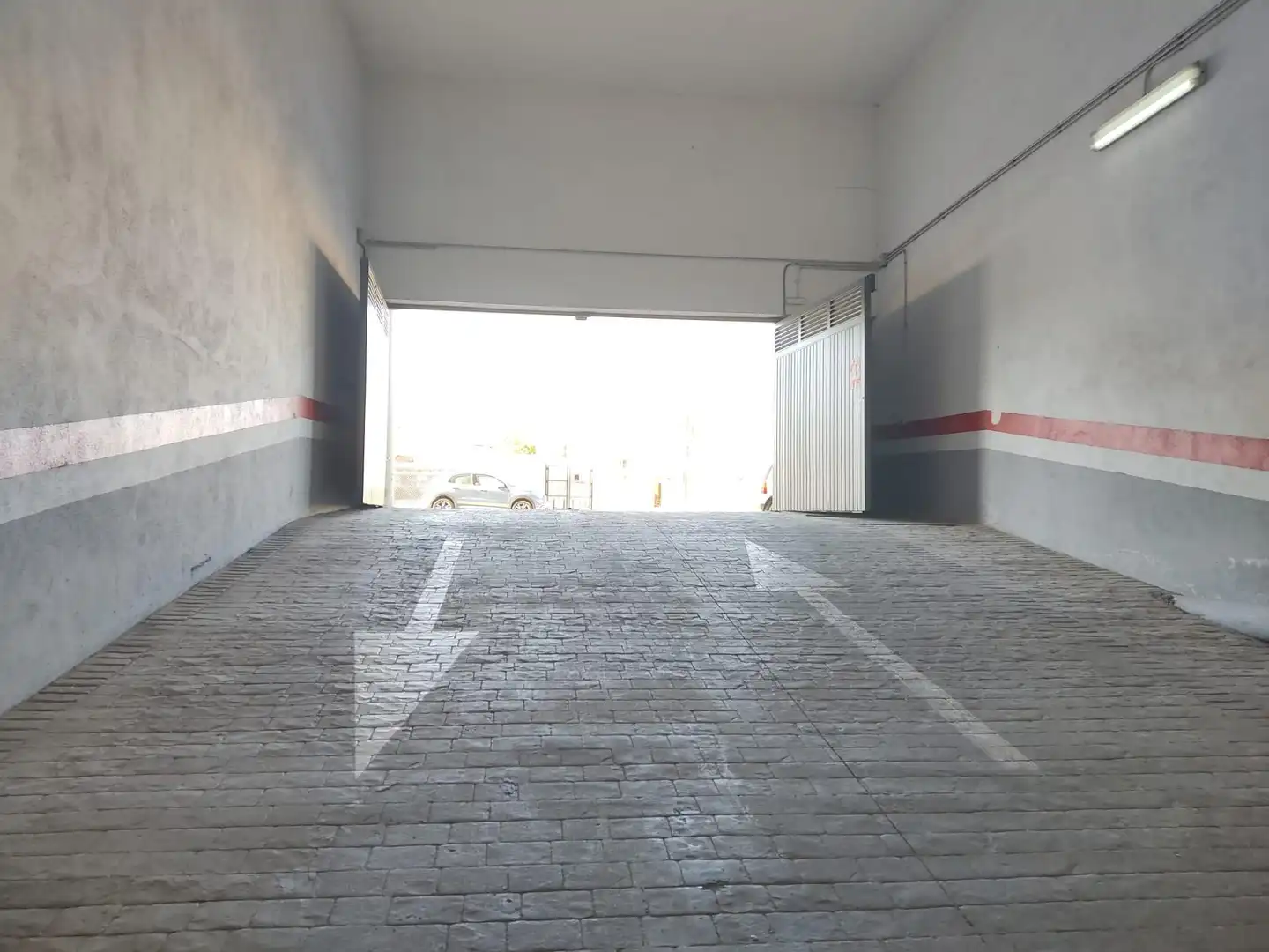 Gewerbefläche zur Miete in Avenida Dos Hermanas 28 J, imagen 3