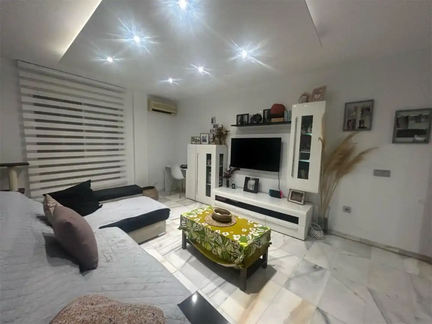 Sala de estar de Piso en venta en Benahadux con Aire acondicionado, Trastero y Amueblado