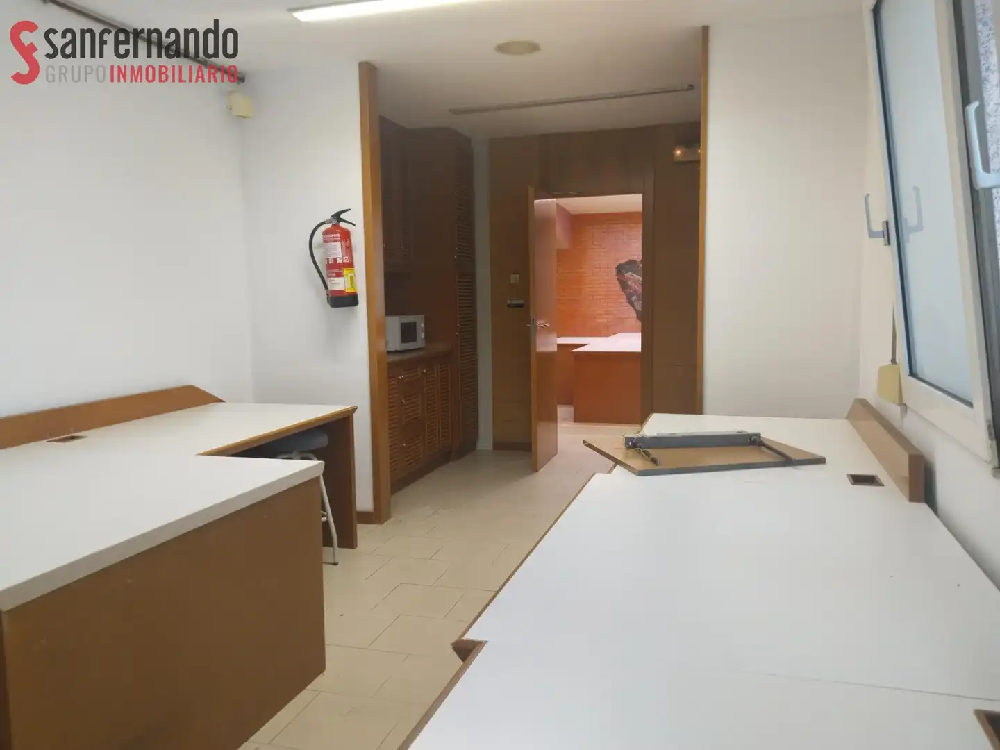 Büro zur Miete in Torrelavega  mit Klimaanlage und Heizung